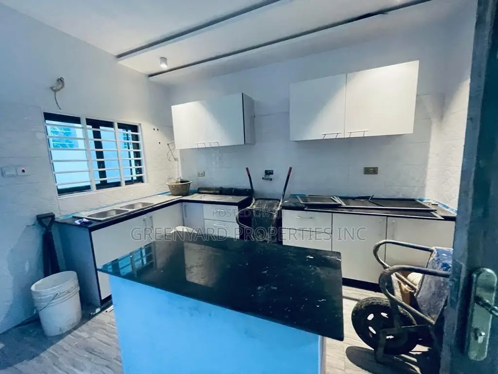 3bdrm House in New Legon for sale in New Legon
