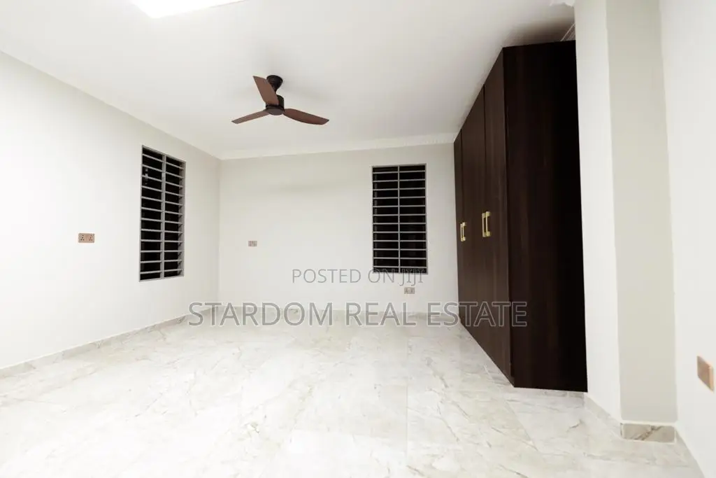2bdrm Townhouse / Terrace in East Legon for rent in East Legon