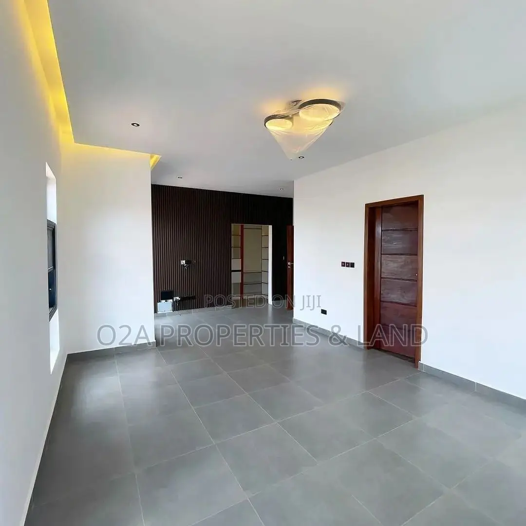 4bdrm House in Oyarifa for sale in Oyarifa Mall Area