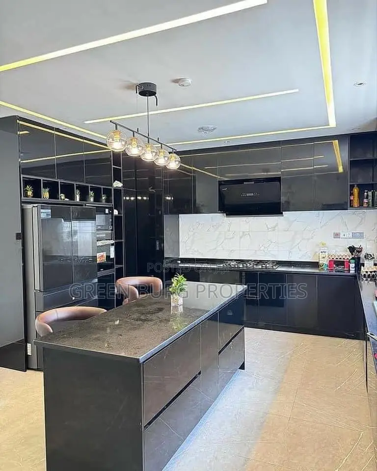 Furnished 4bdrm House in Ashaley Botwe for sale in Ashaley Botwe