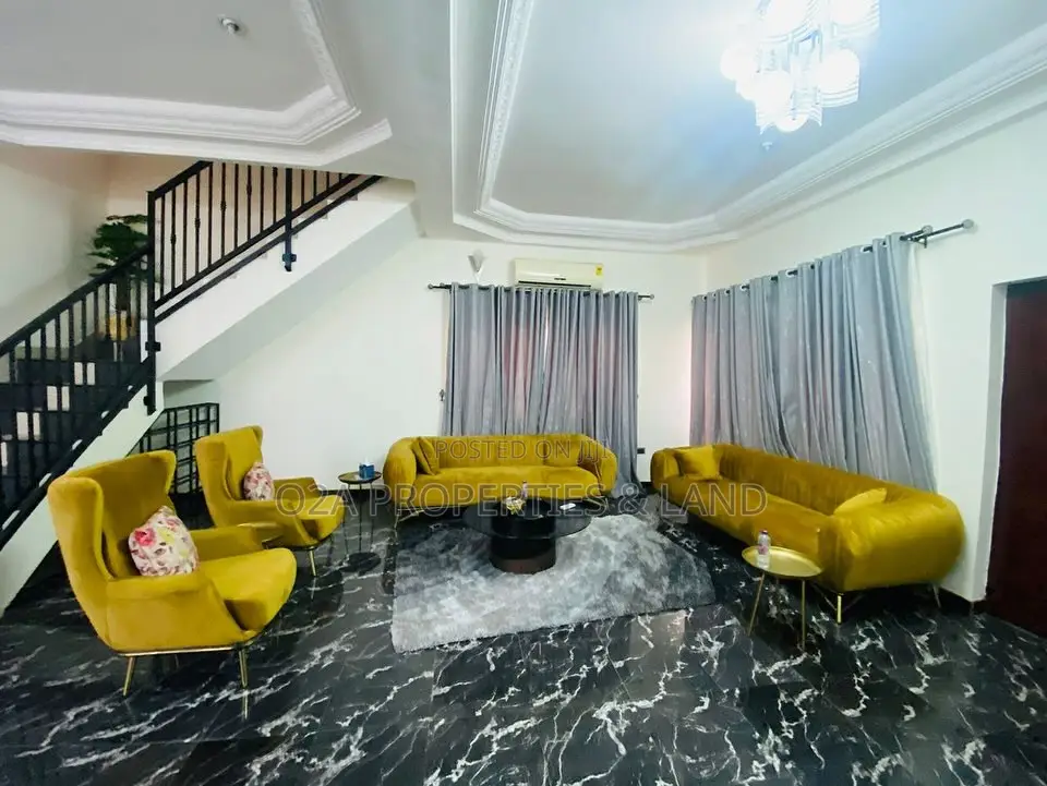 4bdrm House in Cantonments, Acquinas for rent in Acquinas