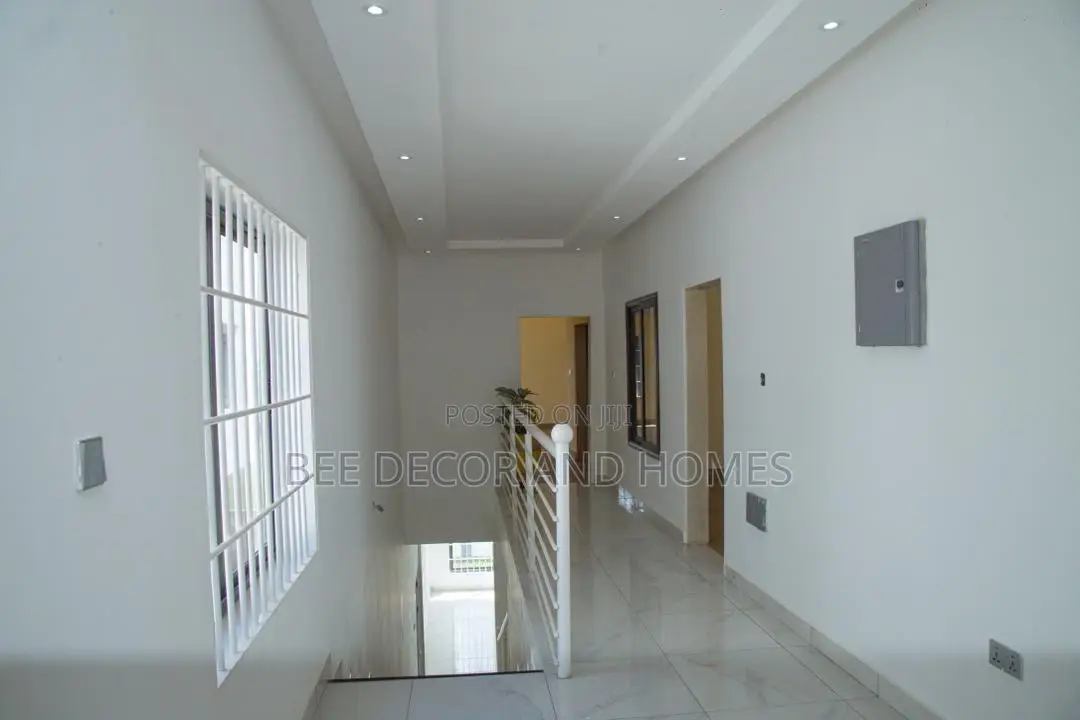 4bdrm House in Bee ๐ Decor & Homes, Kwabenya for sale in Kwabenya