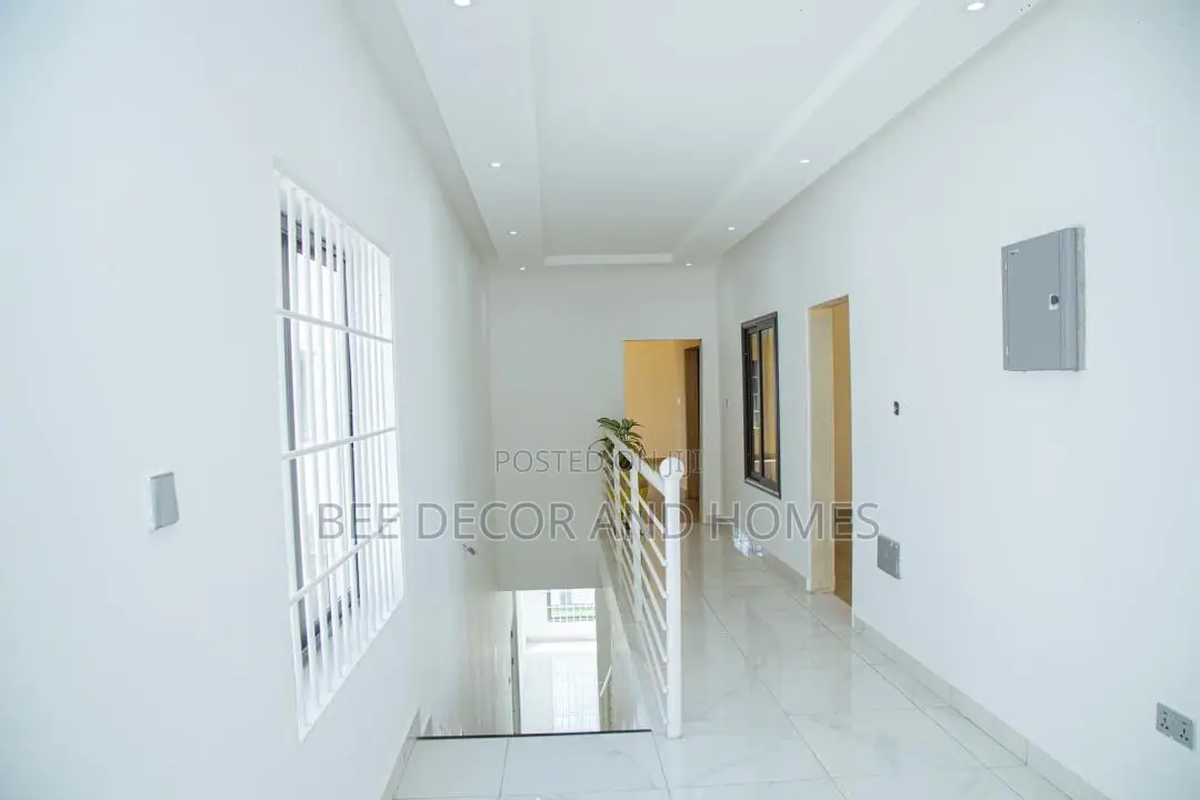 4bdrm House in Bee ๐ Decor & Homes, Kwabenya for sale in Kwabenya