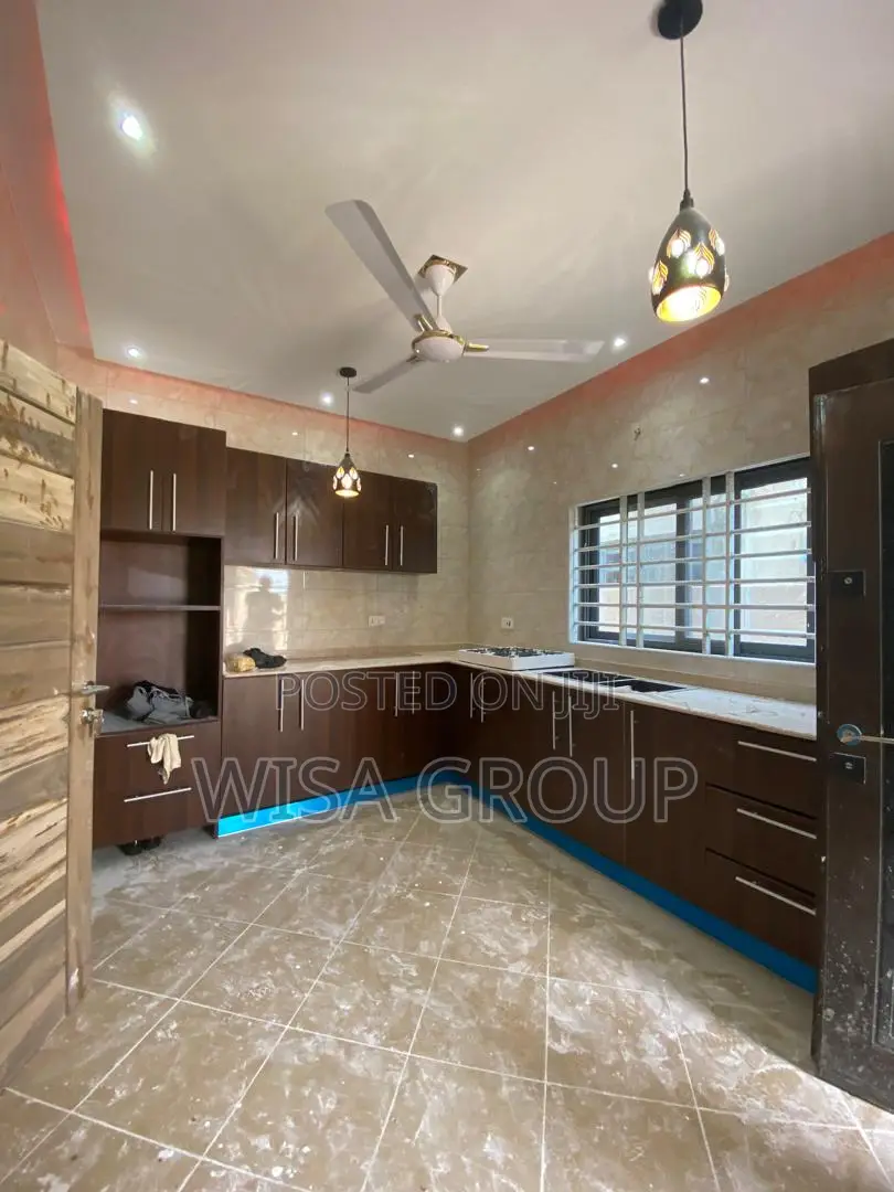 3bdrm House in Wisa Groups, Accra Metropolitan for sale in Accra Metropolitan
