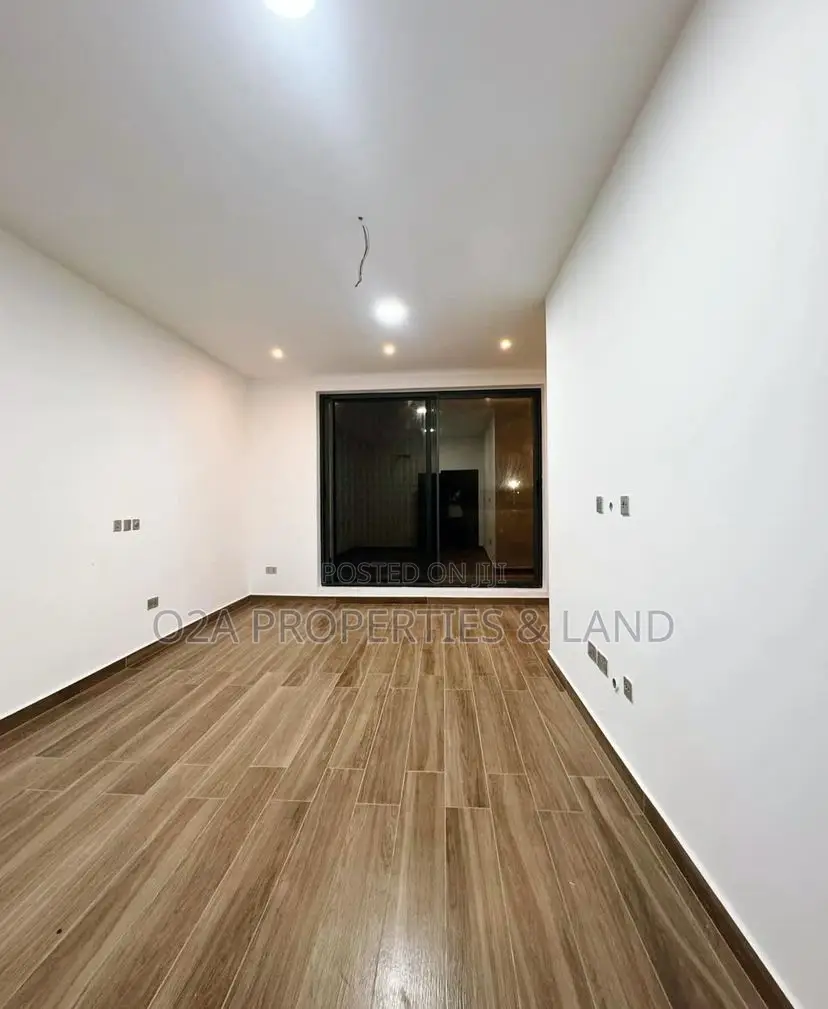 3bdrm House in Adjirirnganor, Bawaleshie for sale in Bawaleshie