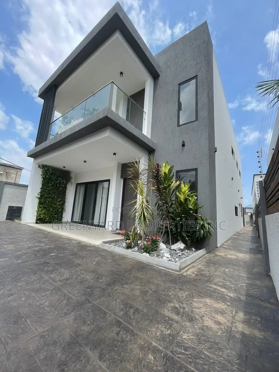 Furnished 4bdrm House in Adjiringanor, East Legon for rent in East Legon