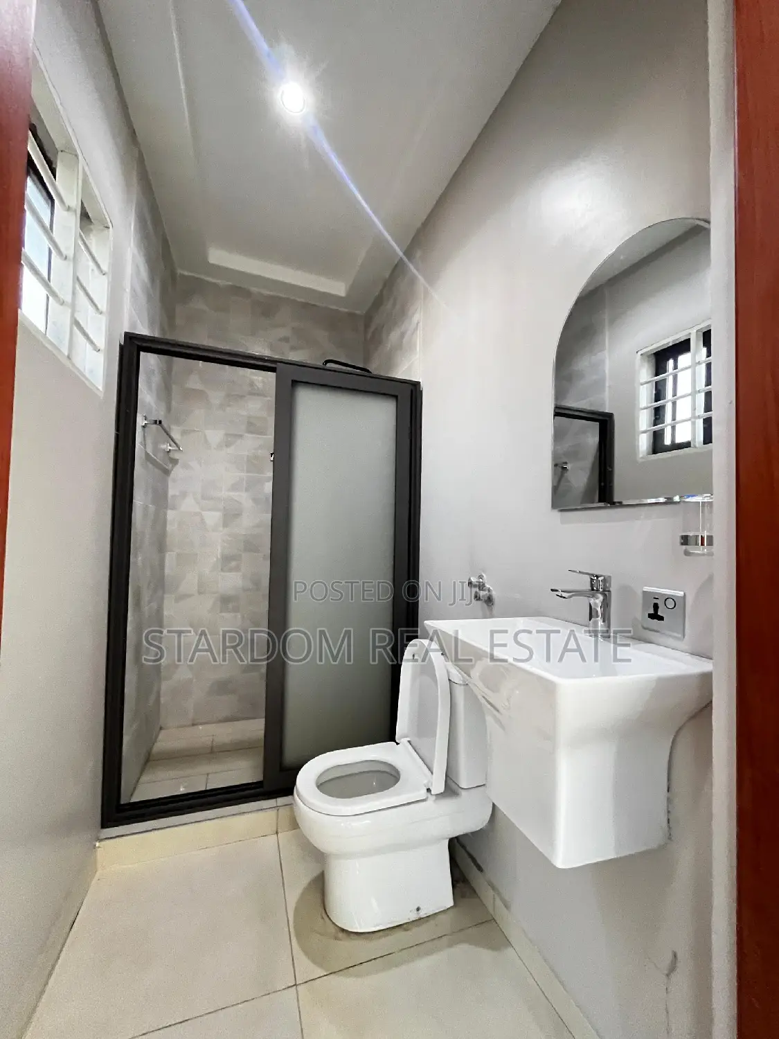3bdrm Duplex in Adjiriganor for rent in Adjiriganor