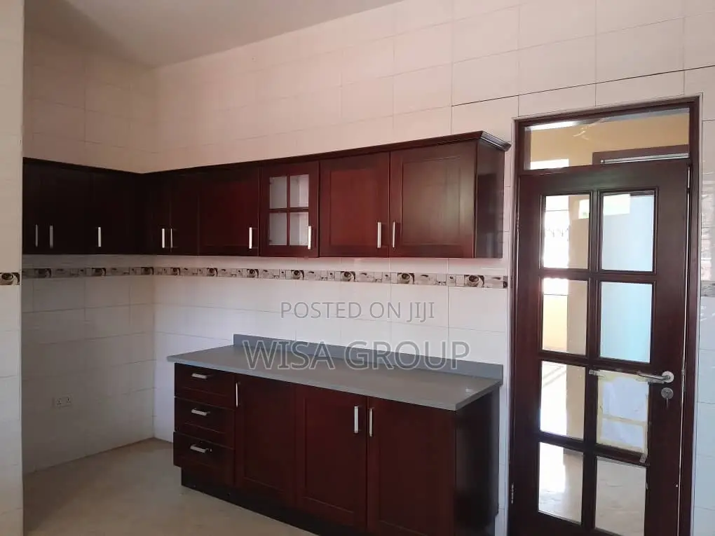 5bdrm House in Wisa Groups, Accra Metropolitan for rent in Accra Metropolitan