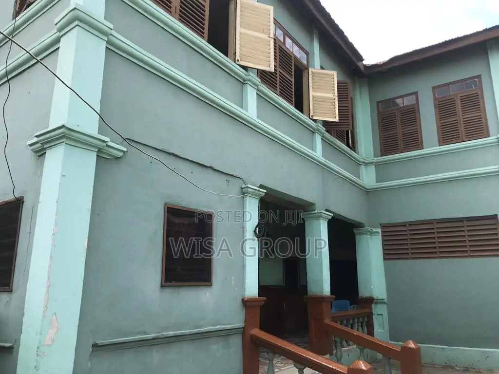 7bdrm Duplex in Wisa Groups, Accra Metropolitan for rent in Accra Metropolitan