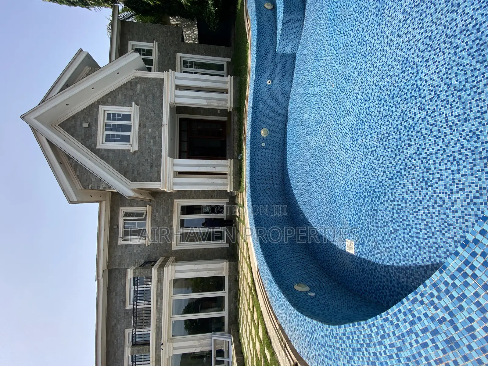 4bdrm Mansion in Tseaddo, Airport Residential Area for sale in Airport Residential Area