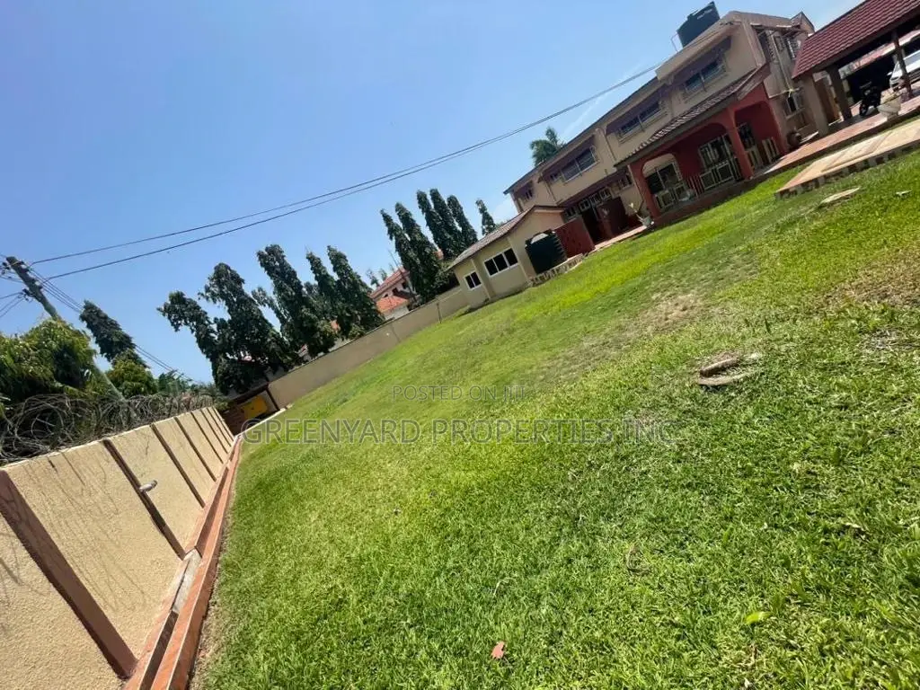 3bdrm House in East, Cantonments for rent in Cantonments