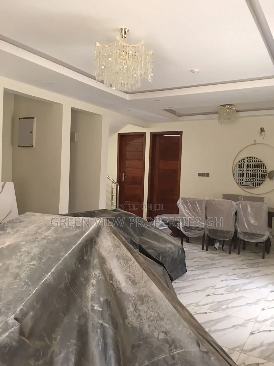 4bdrm Duplex in West Hills Mall Area for sale in West Hills Mall Area