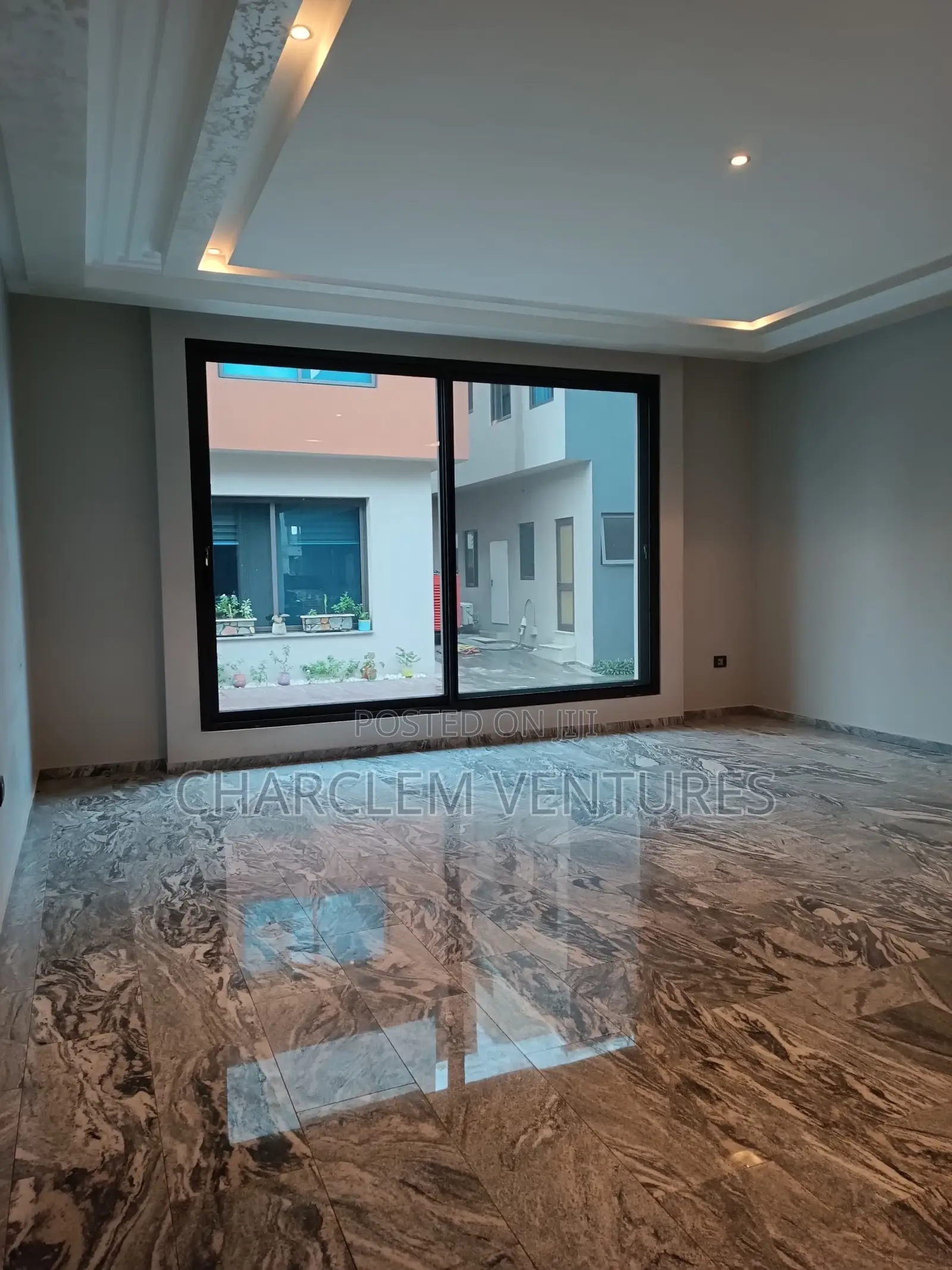 4bdrm House in Charclem Ventures, Dzorwulu for rent in Dzorwulu