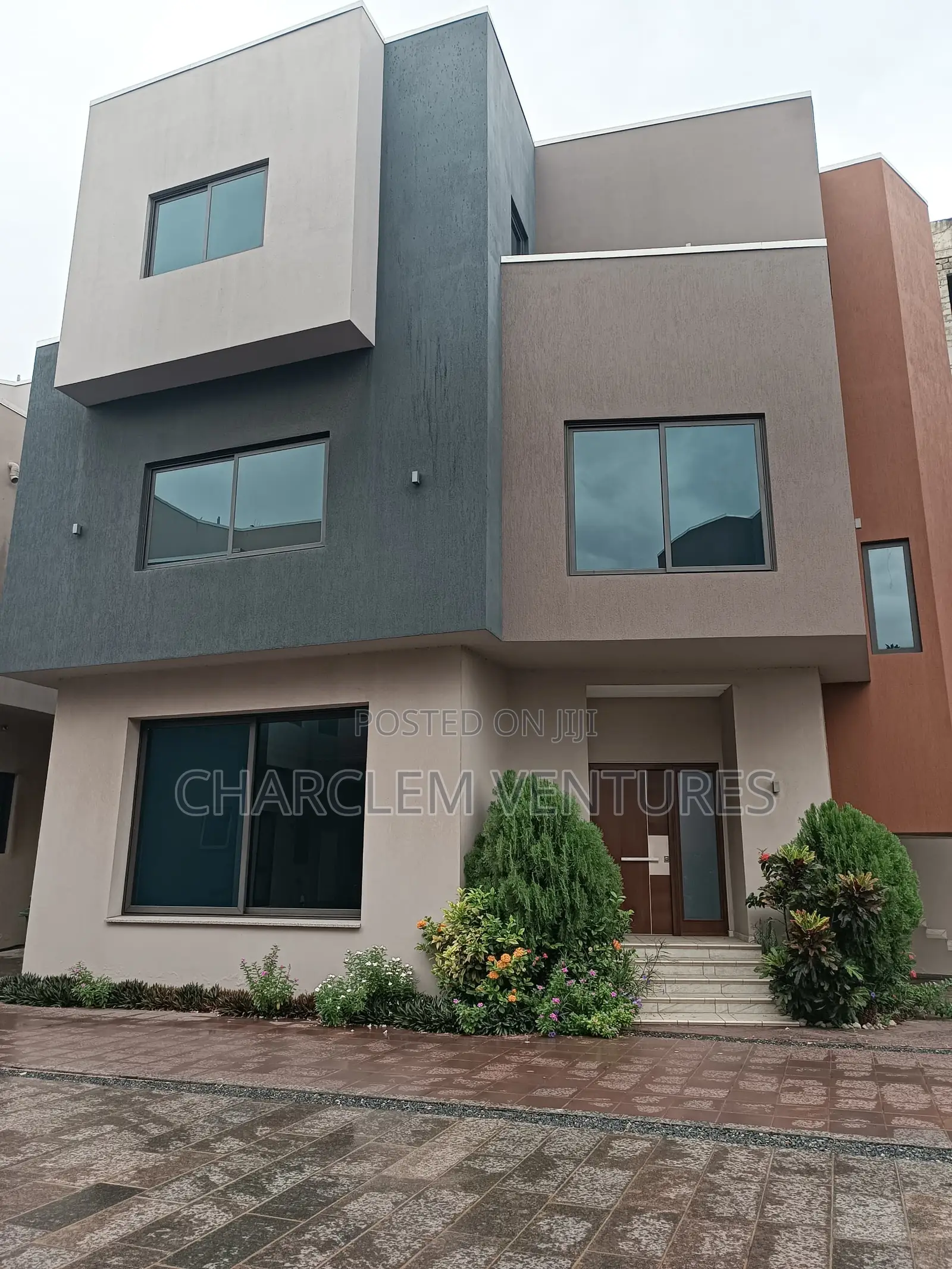 4bdrm House in Charclem Ventures, Dzorwulu for rent in Dzorwulu