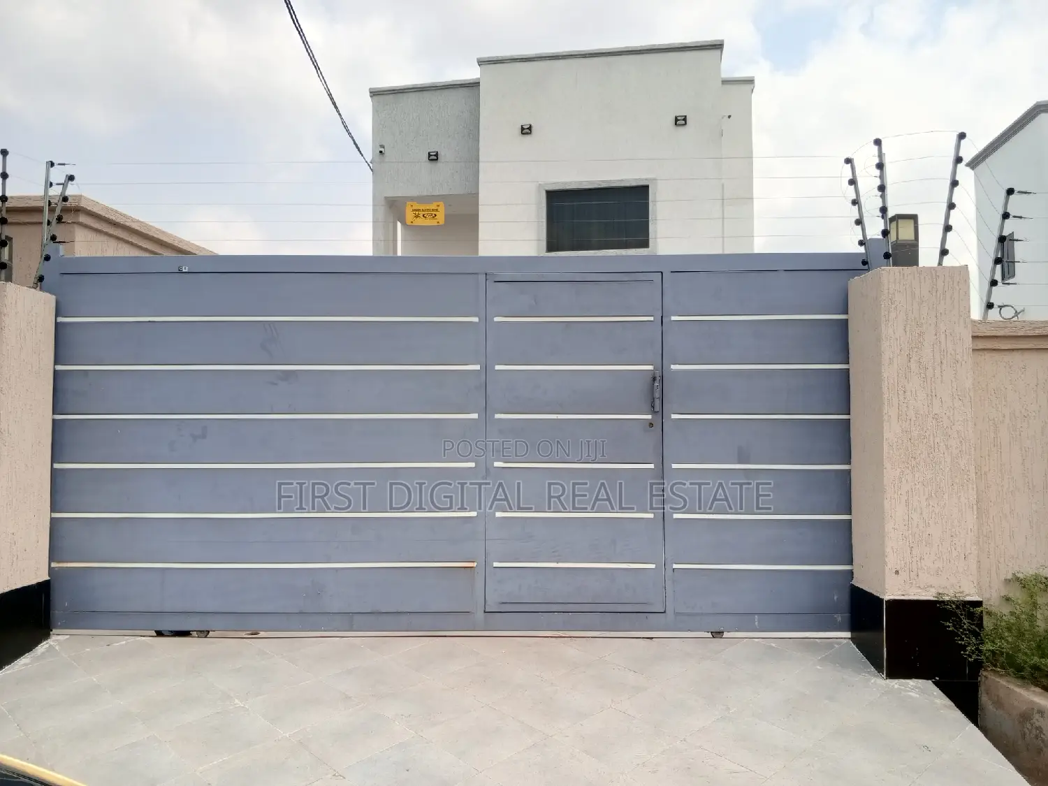 Furnished 2bdrm Apartment in First Digital Real, Kasoa for sale in Kasoa