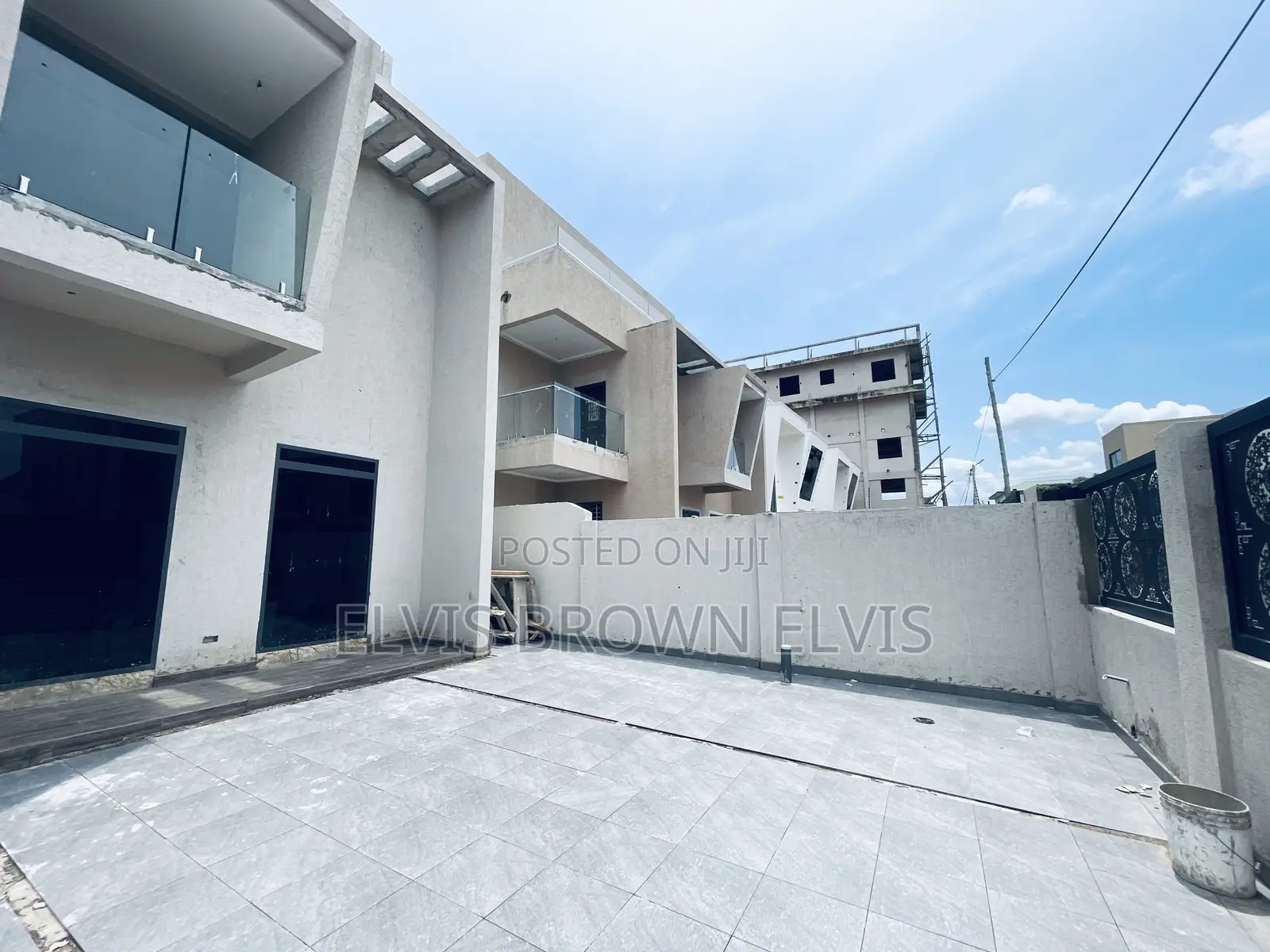 4bdrm Duplex in East Legon, Adjiriganor for sale in Adjiriganor