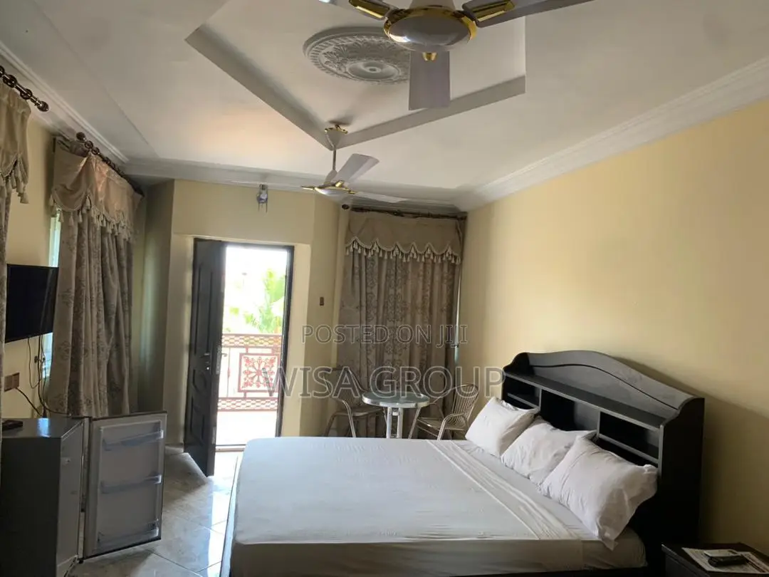 6bdrm Duplex in Wisa Groups, Accra Metropolitan for rent in Accra Metropolitan