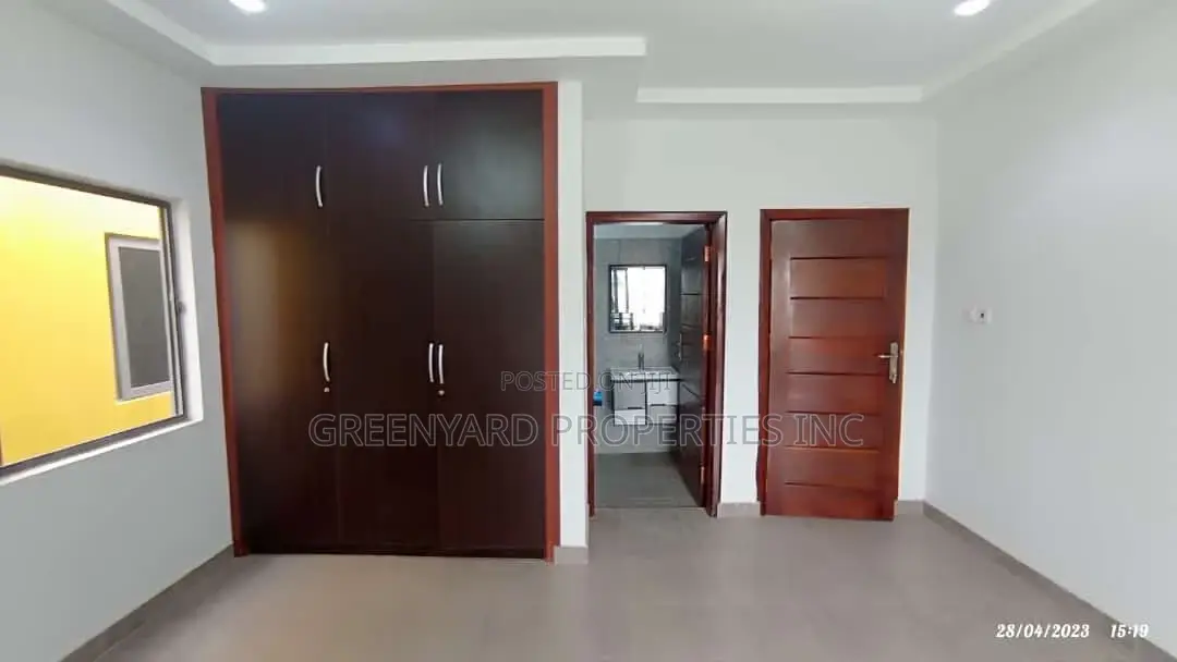 4bdrm House in Oyarifa for sale in Oyarifa