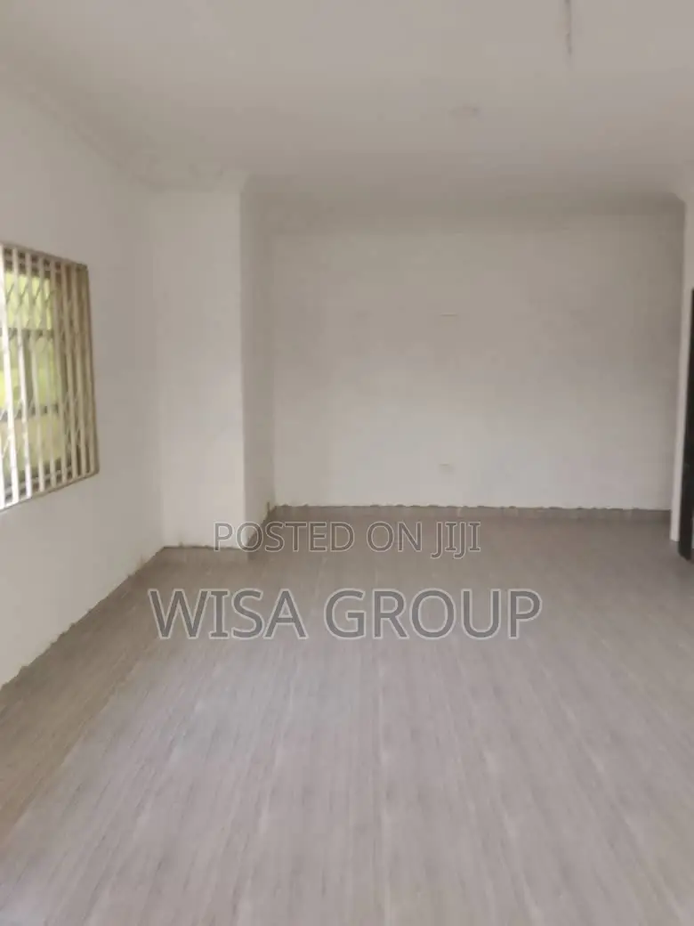 7bdrm Duplex in Wisa Groups, Accra Metropolitan for sale in Accra Metropolitan