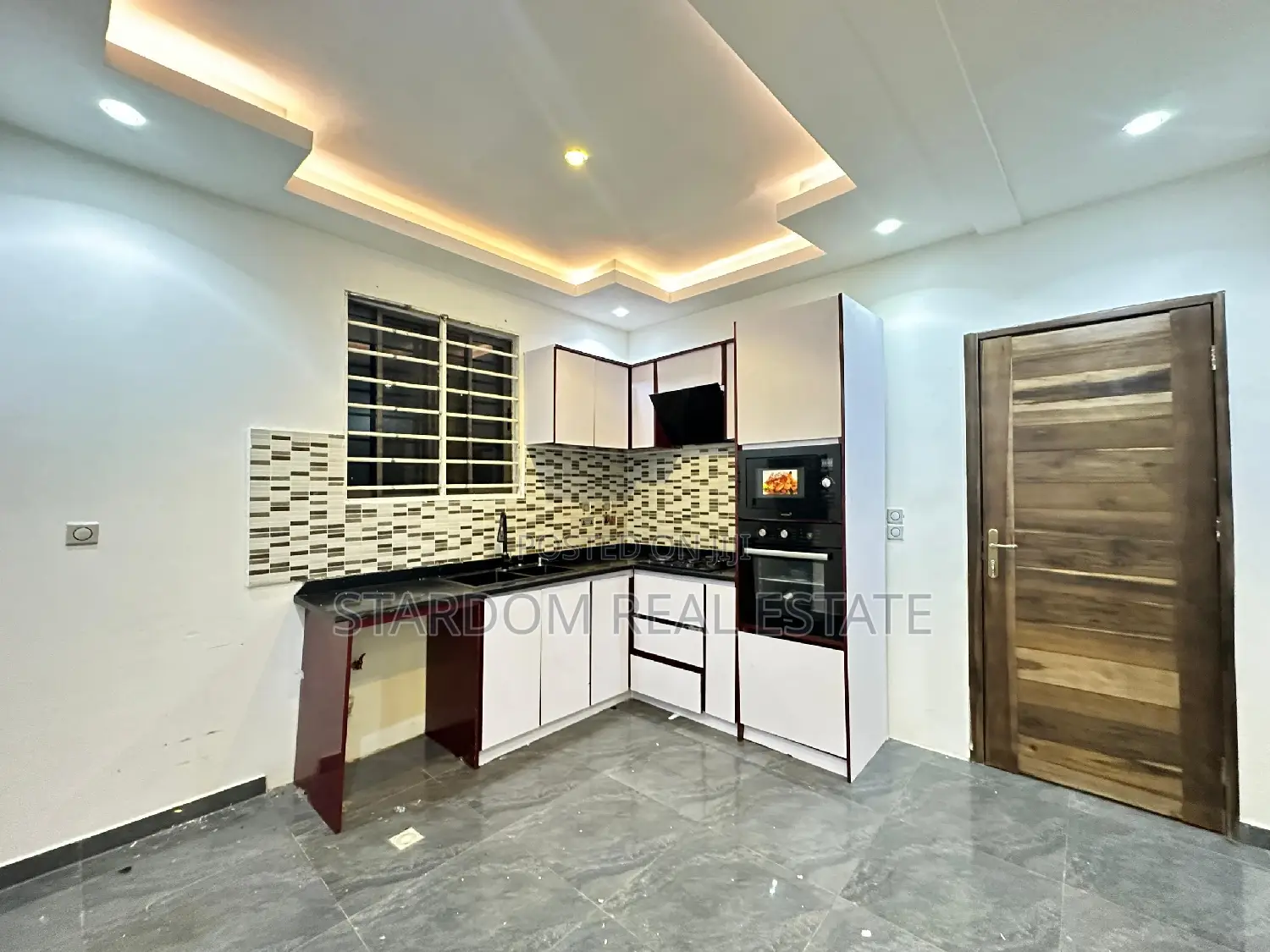3bdrm Duplex in Adjiriganor for rent in Adjiriganor
