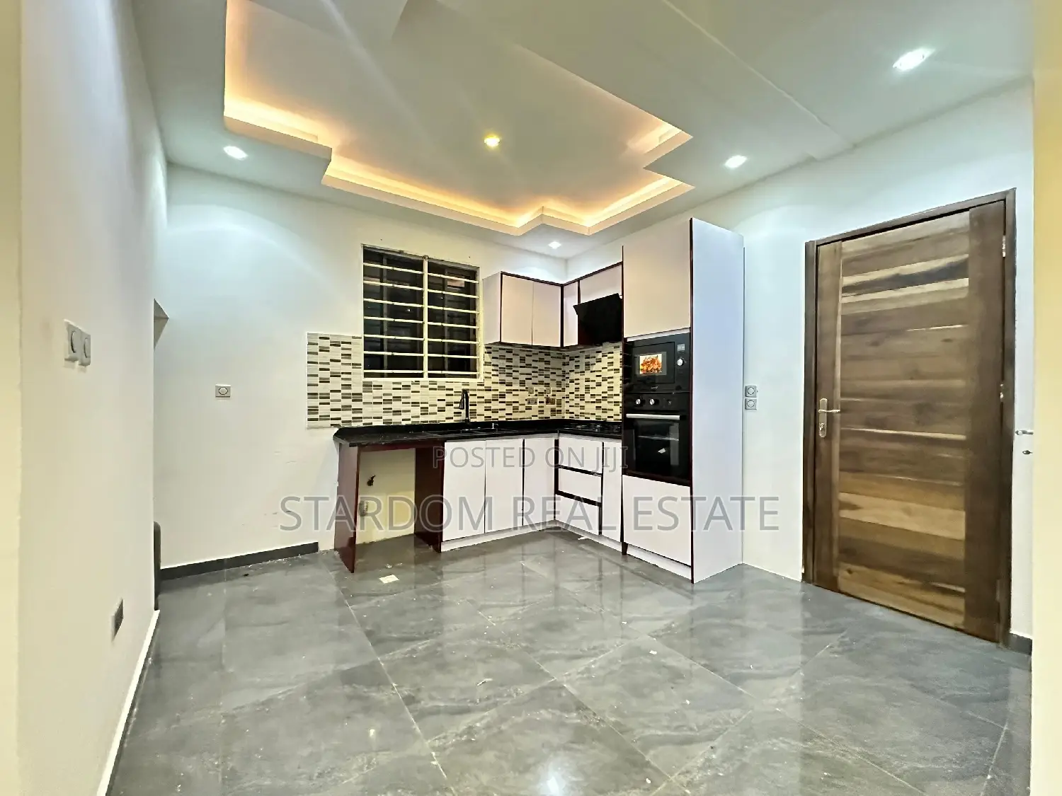 3bdrm Duplex in Adjiriganor for rent in Adjiriganor