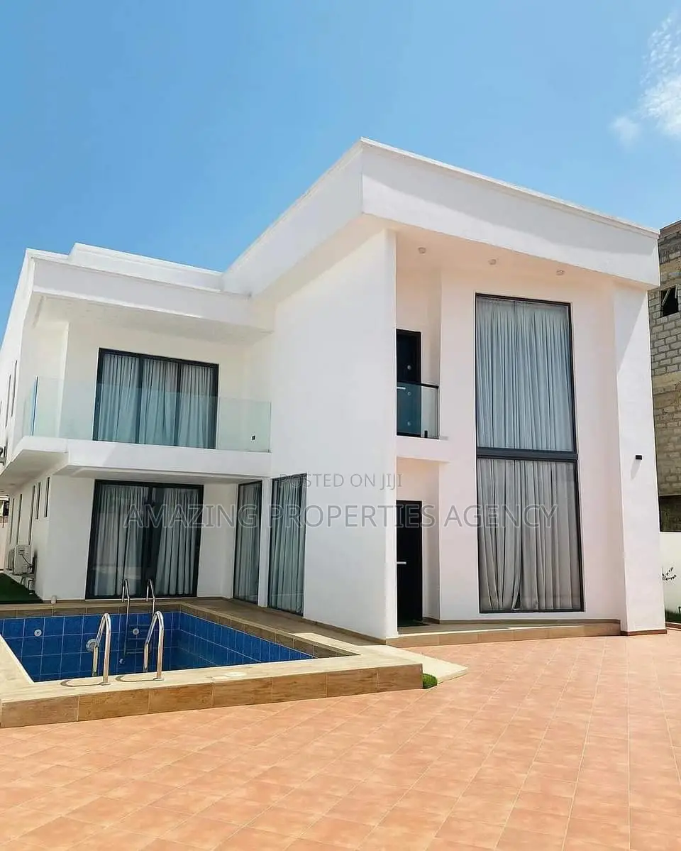 5bdrm House in East Legon for sale in East Legon