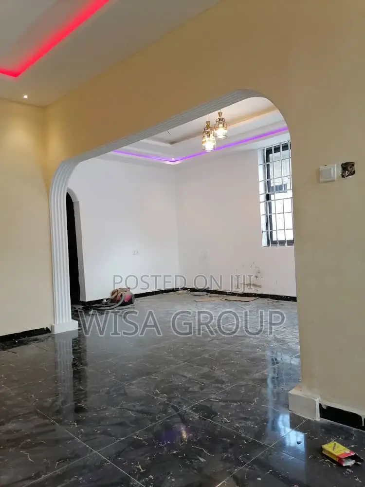 3bdrm Duplex in Wisa Groups, Accra Metropolitan for rent in Accra Metropolitan