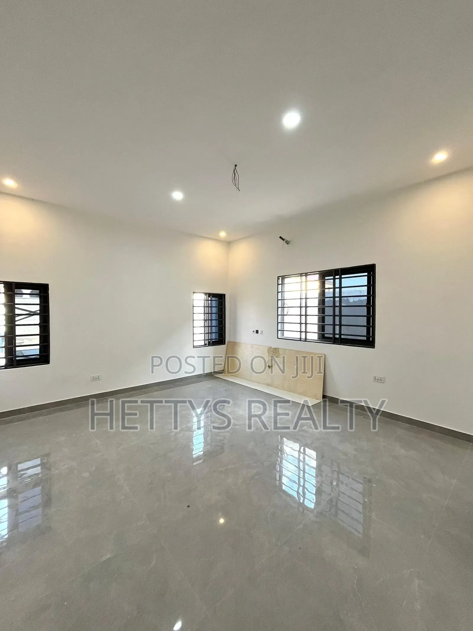 3bdrm House in Pokuase for sale in Pokuase