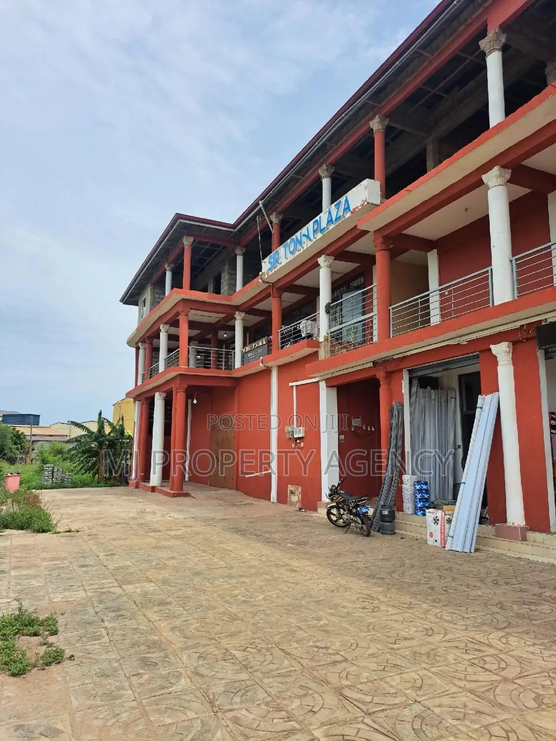 Office Complex in Tema Metropolitan
