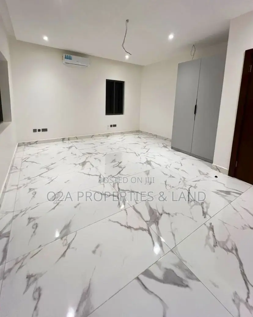 3bdrm House in Lakeside Estate for sale in Lake Side Estate