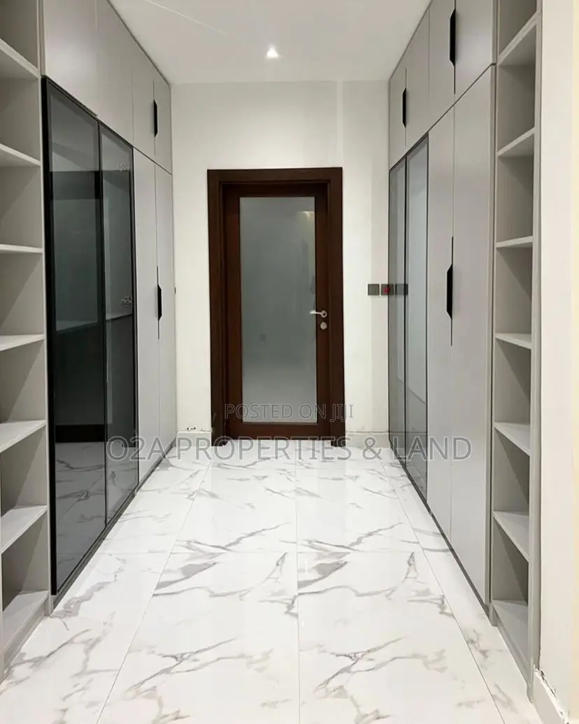3bdrm House in Lakeside Estate for sale in Lake Side Estate