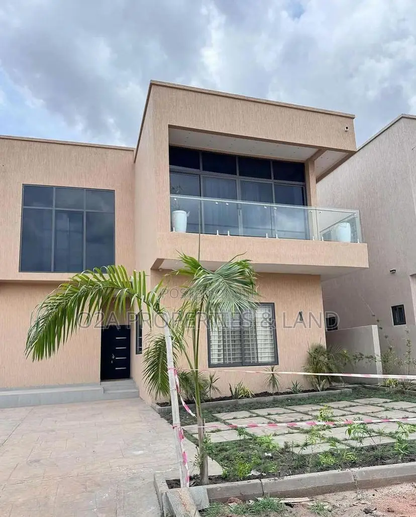 4bdrm House in Oyarifa for sale in Oyarifa Mall Area