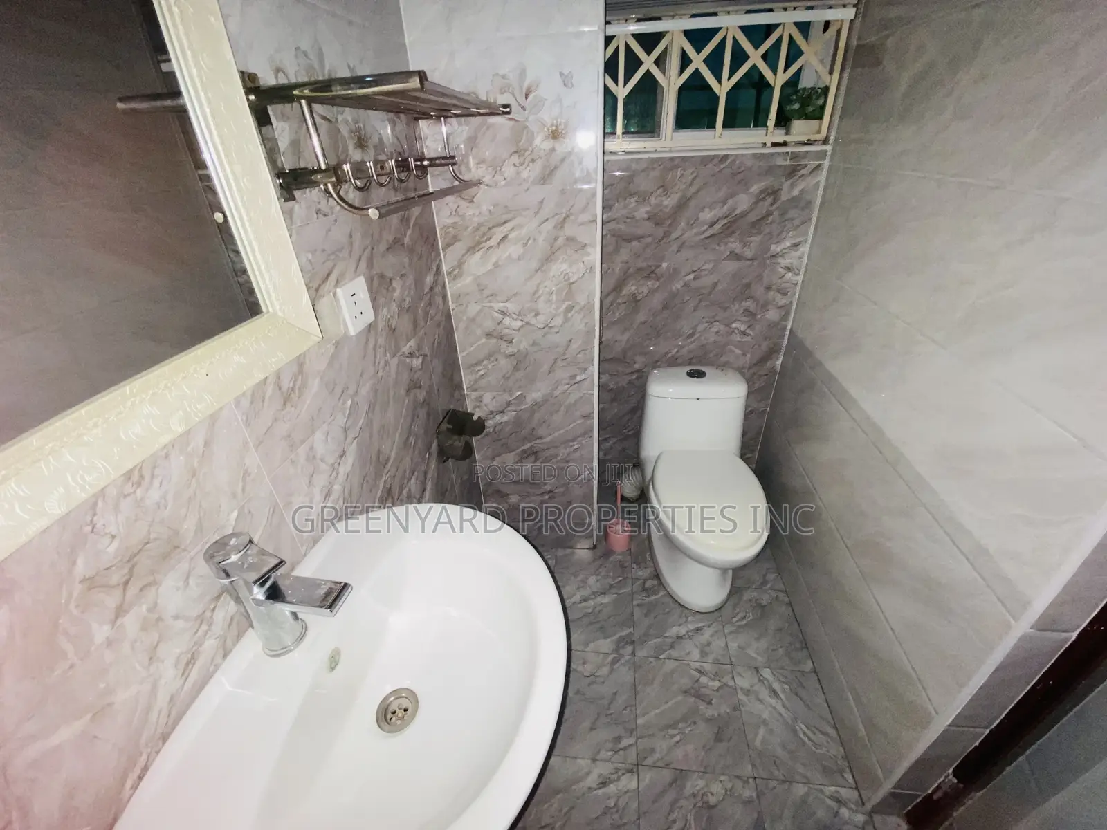 Furnished 2bdrm Apartment in East Legon for rent in East Legon