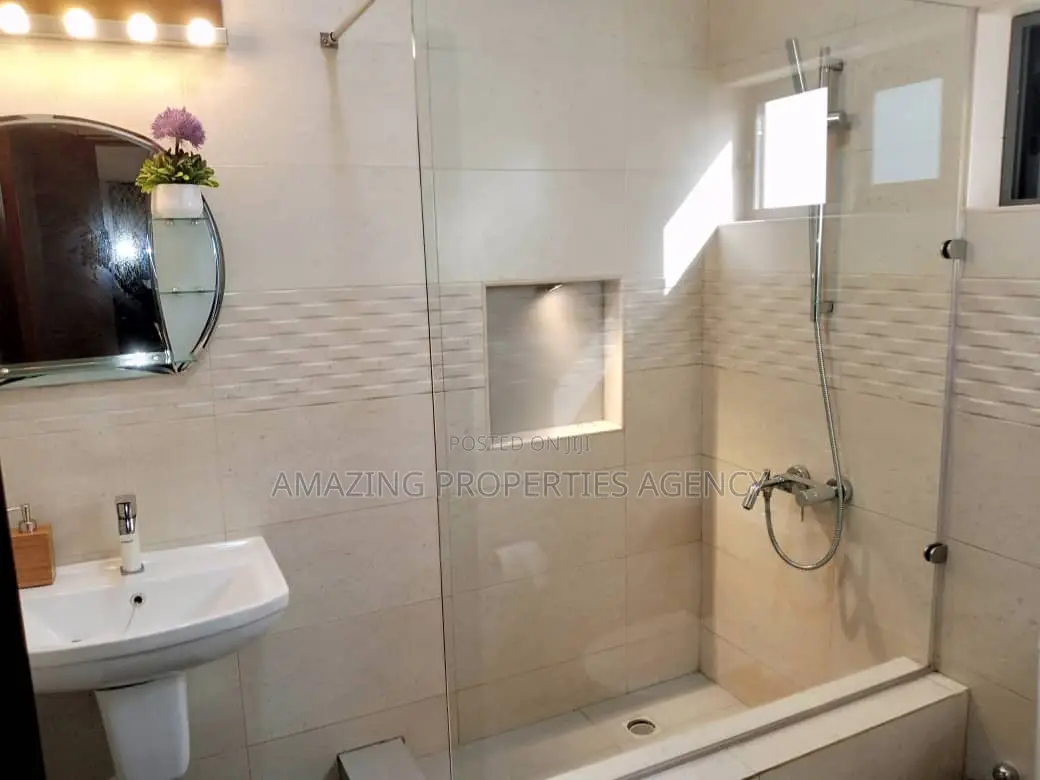 4bdrm House in Adjiriganor for sale in Adjiriganor