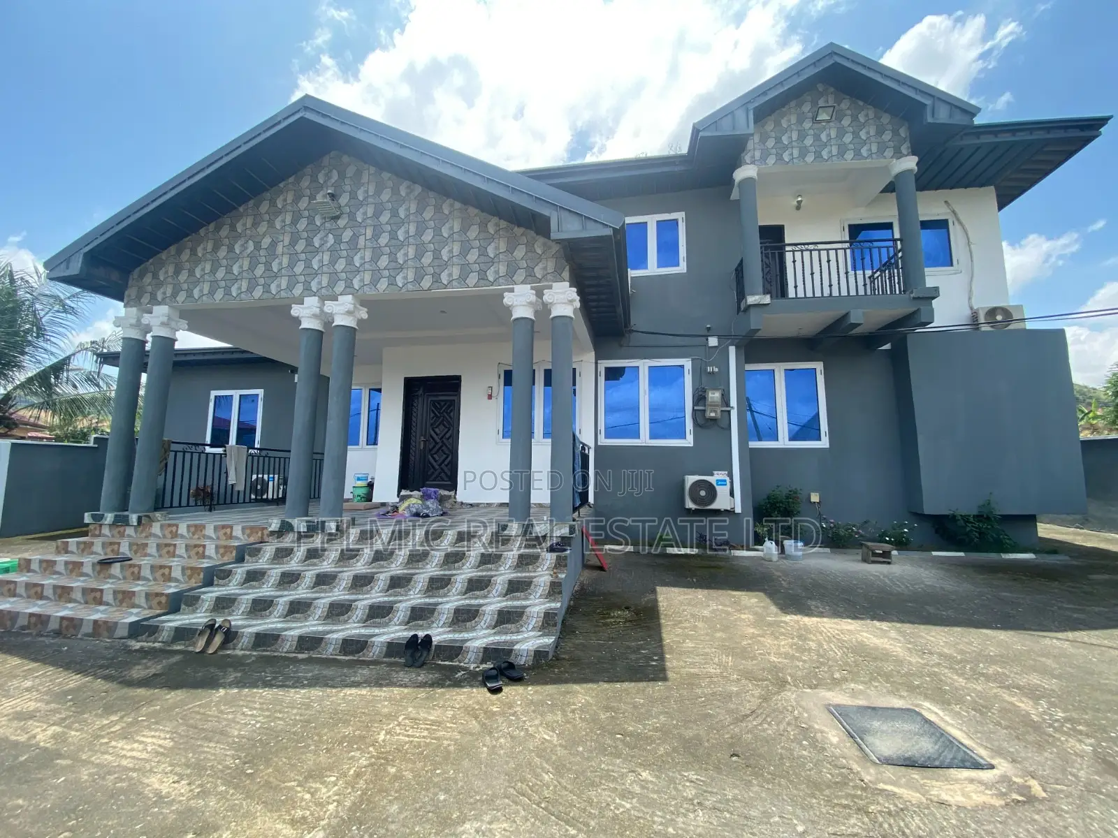 6bdrm Duplex in Felmic Real Estate, Pokuase for sale in Pokuase