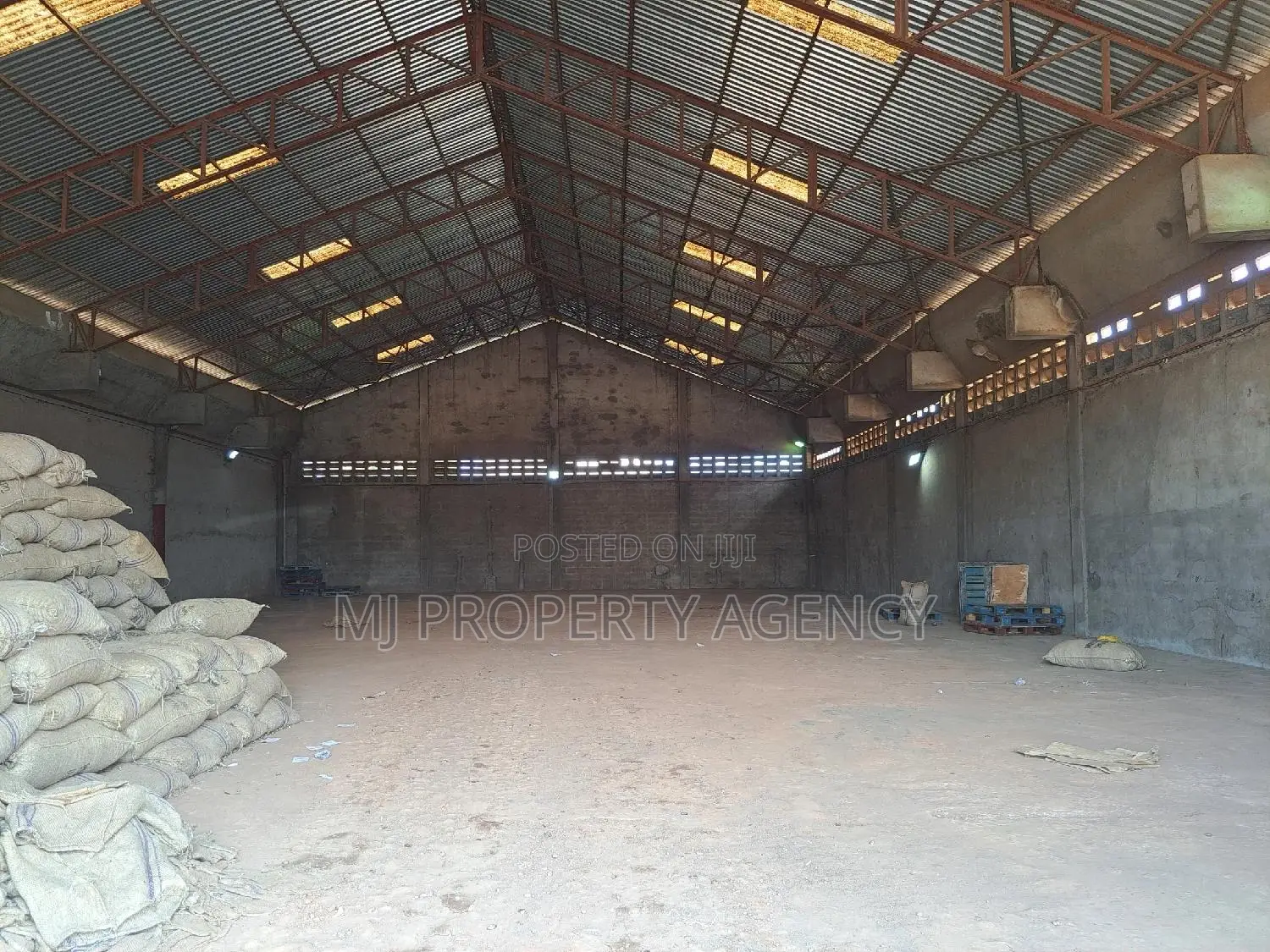 700 SQM Warehouse at Tema in Tema Metropolitan