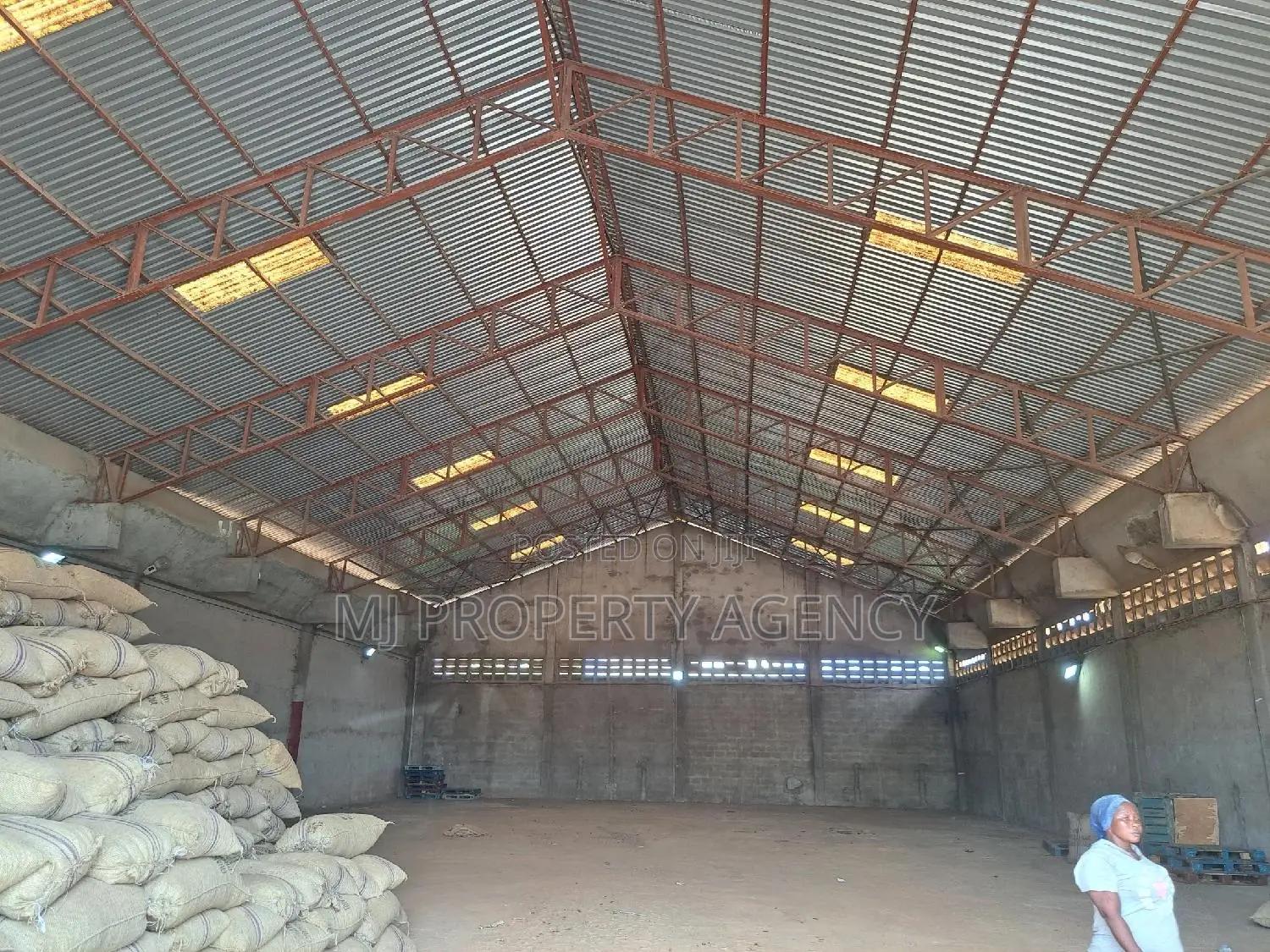 700 SQM Warehouse at Tema in Tema Metropolitan