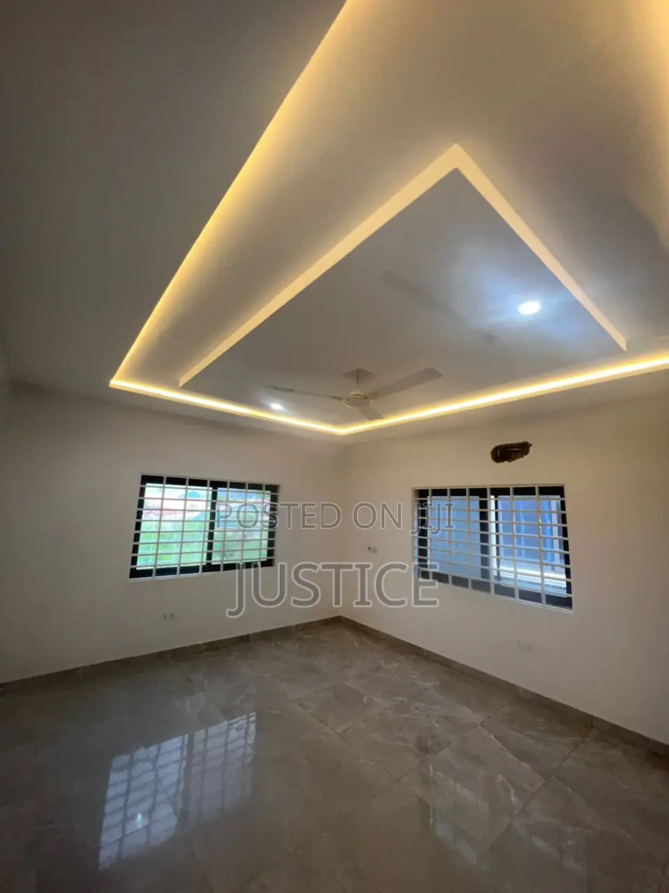 4bdrm Duplex in Ablekuma Odumase for sale in Ablekuma