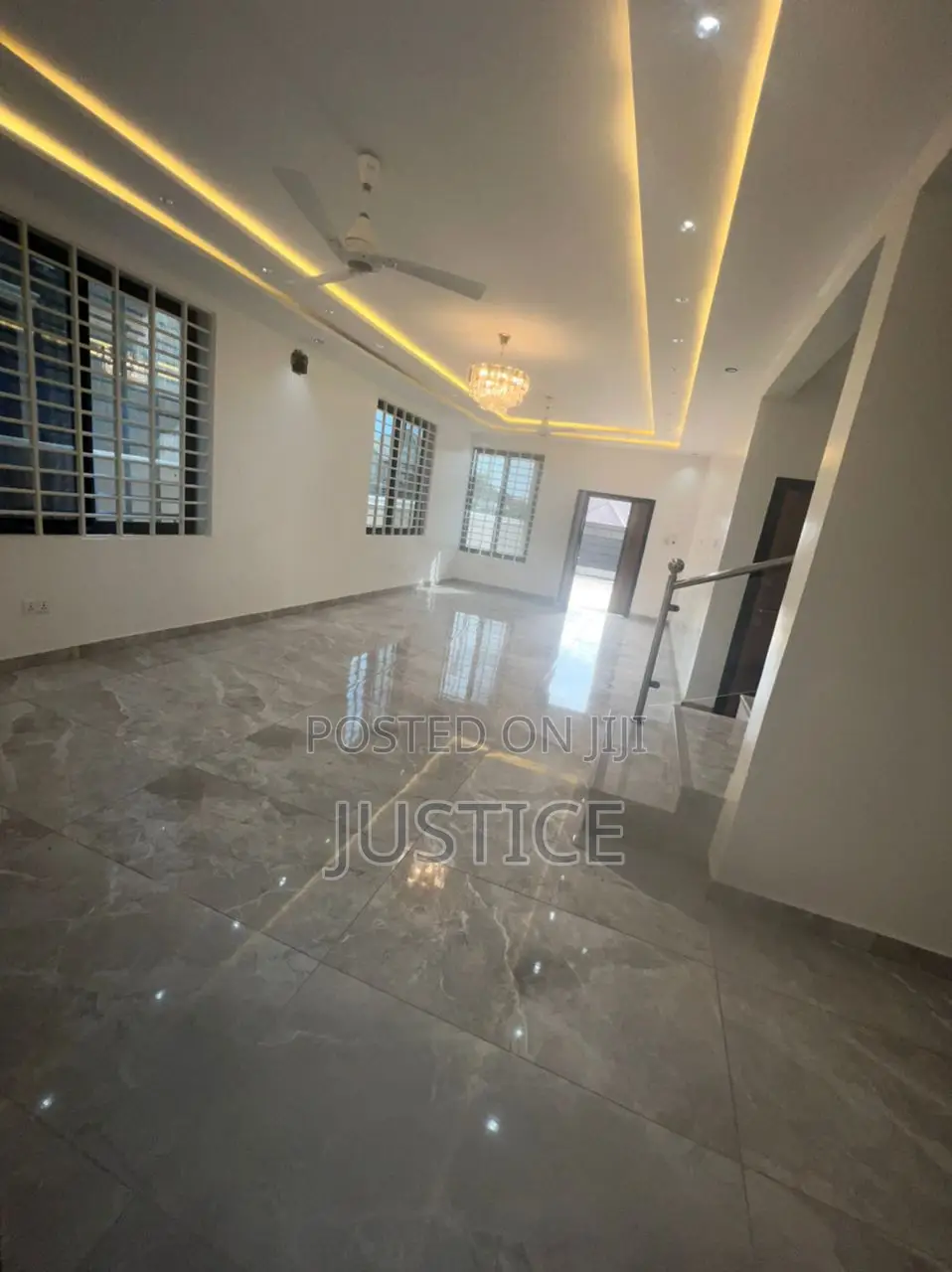 4bdrm Duplex in Ablekuma Odumase for sale in Ablekuma