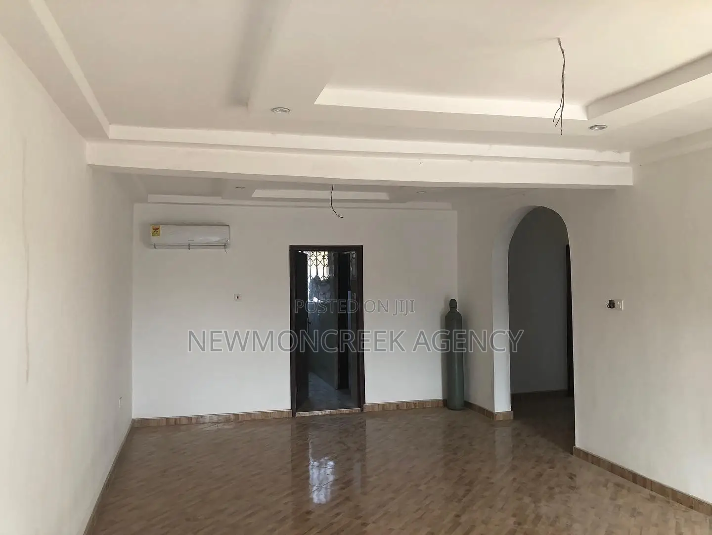 2bdrm Apartment in Oyarifa To Aburi, Accra Metropolitan for sale in Accra Metropolitan
