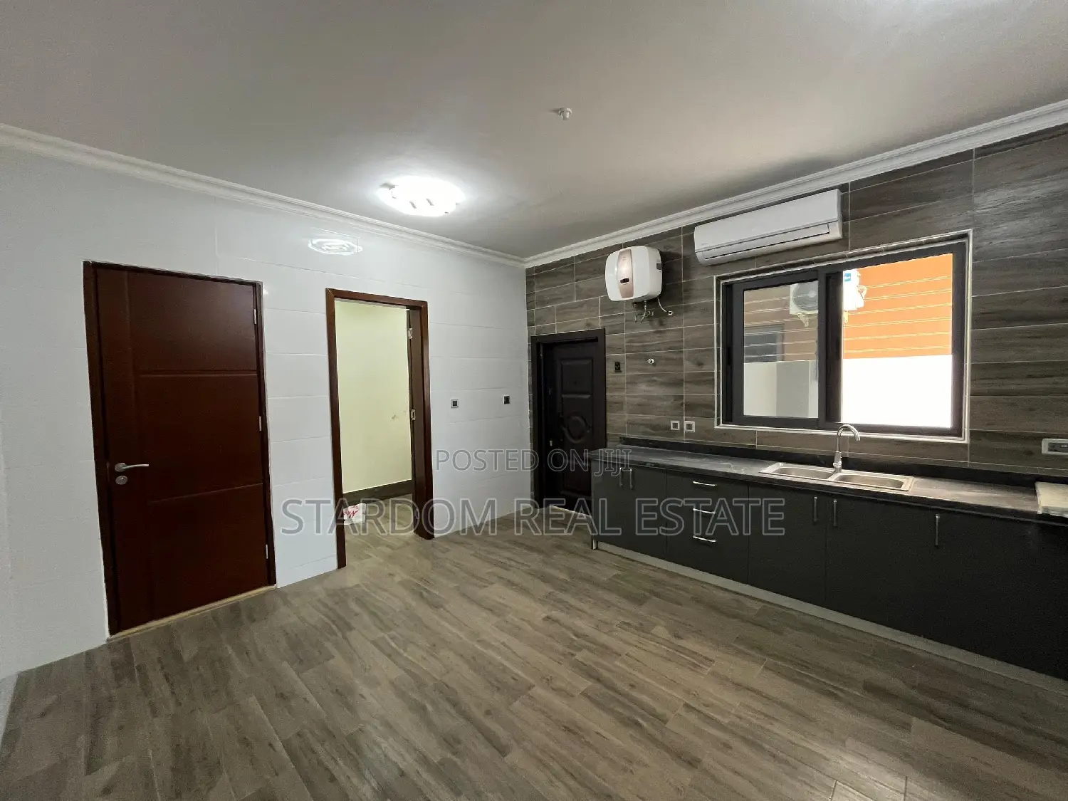 5bdrm Duplex in East Legon for rent in East Legon
