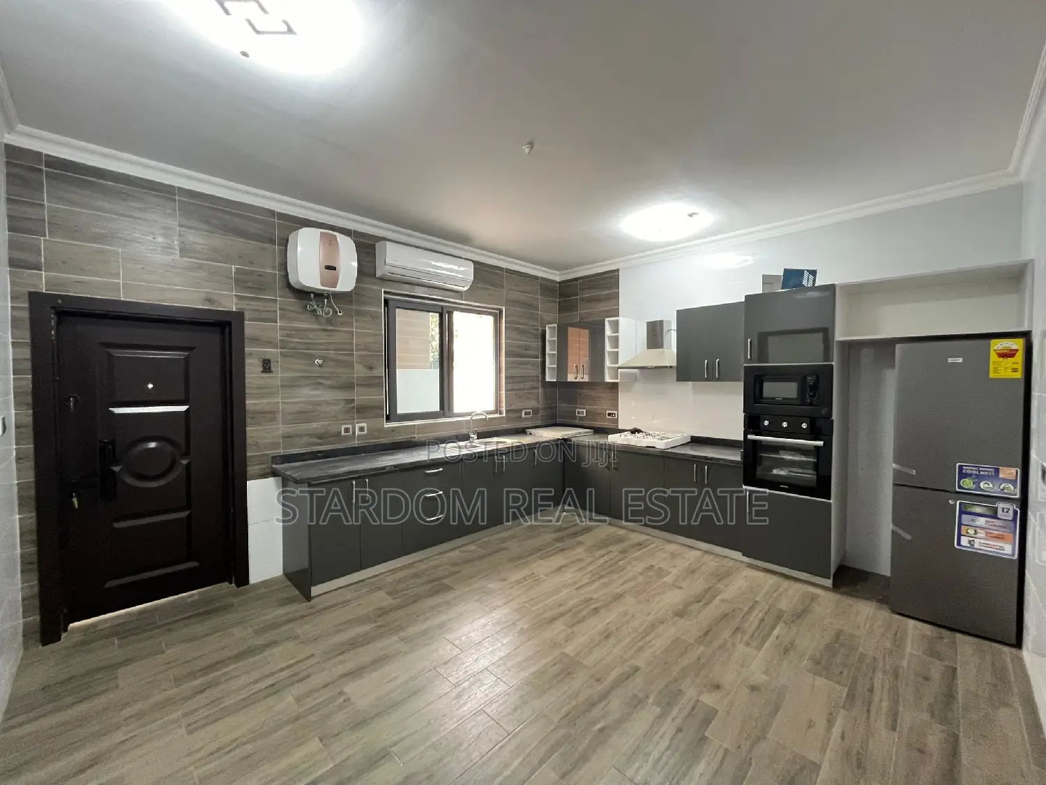 5bdrm Duplex in East Legon for rent in East Legon
