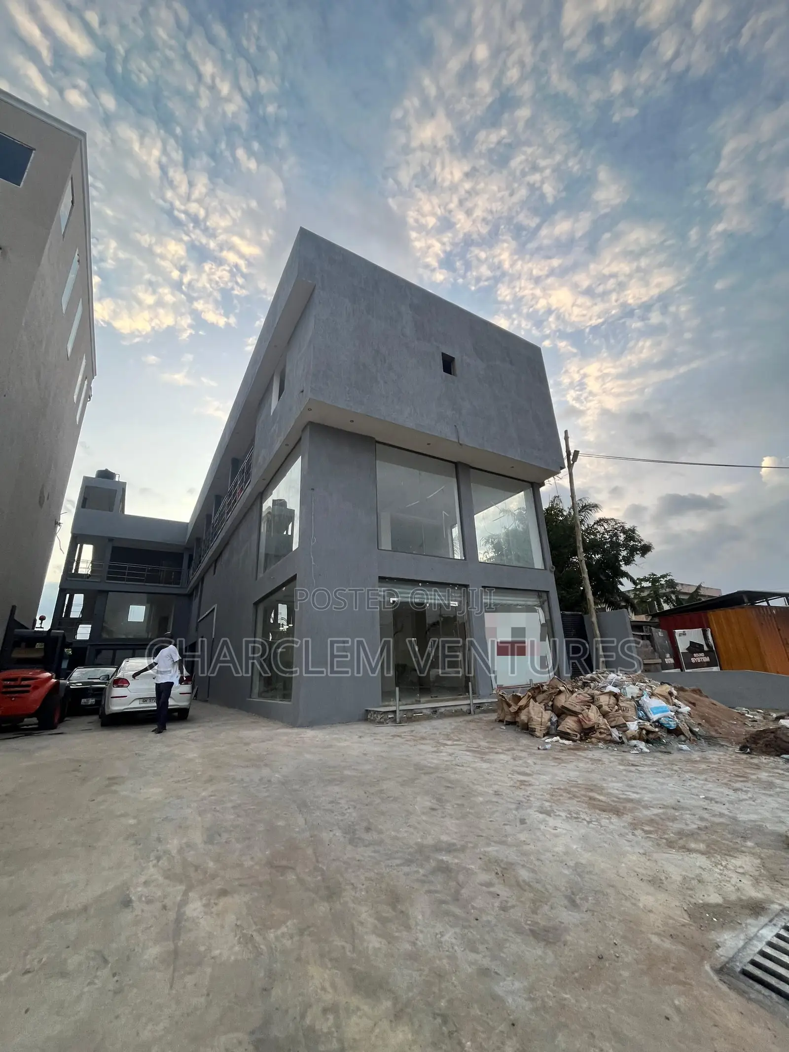 Office Space With Warehouse for Rent in Ashaley Botwe