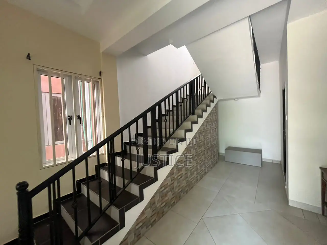 3bdrm Townhouse / Terrace in Special Ice Oyarifa for rent in Oyarifa