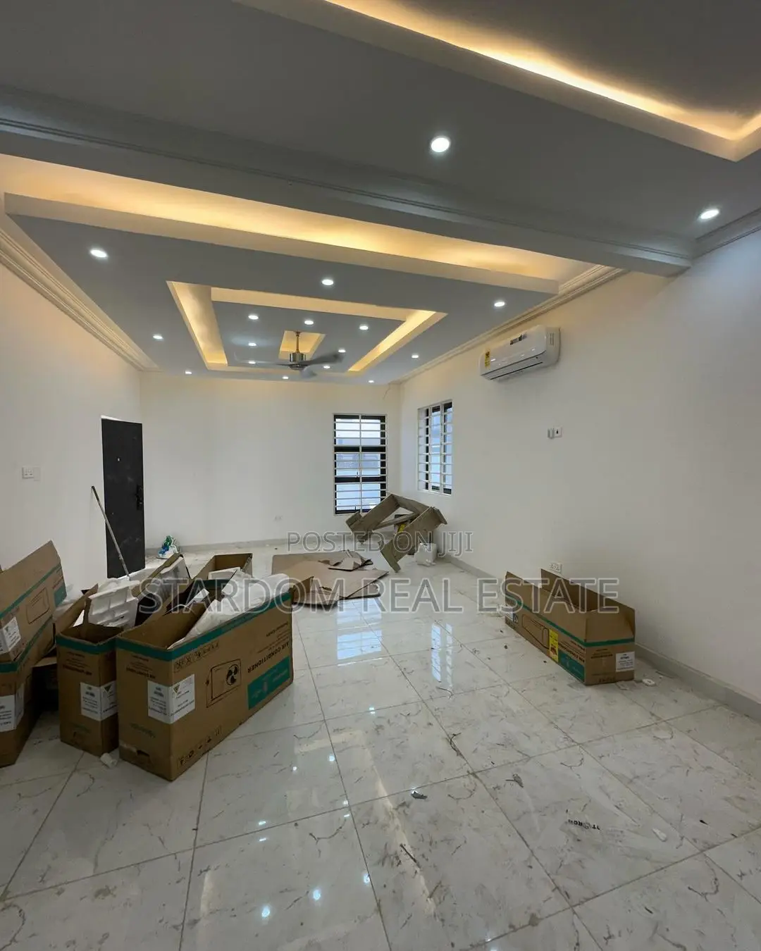 4bdrm Duplex in Spintex for sale in Spintex