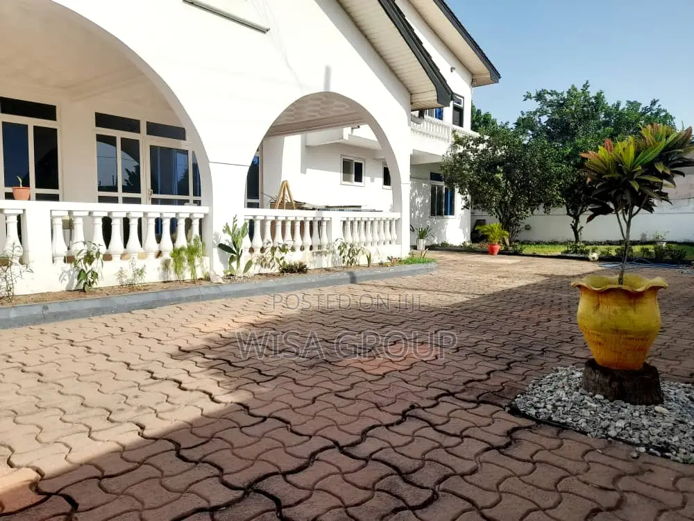 5bdrm House in Wisa Groups, Accra Metropolitan for rent in Accra Metropolitan