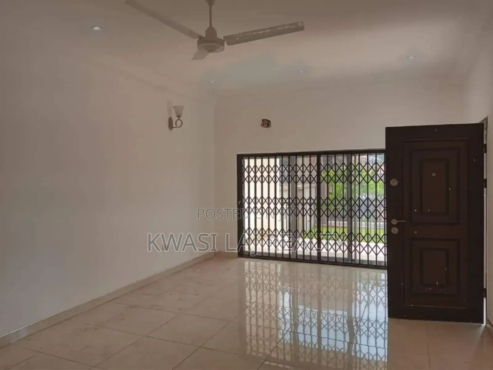3bdrm House in Broadcasting, Weija for sale in Weija