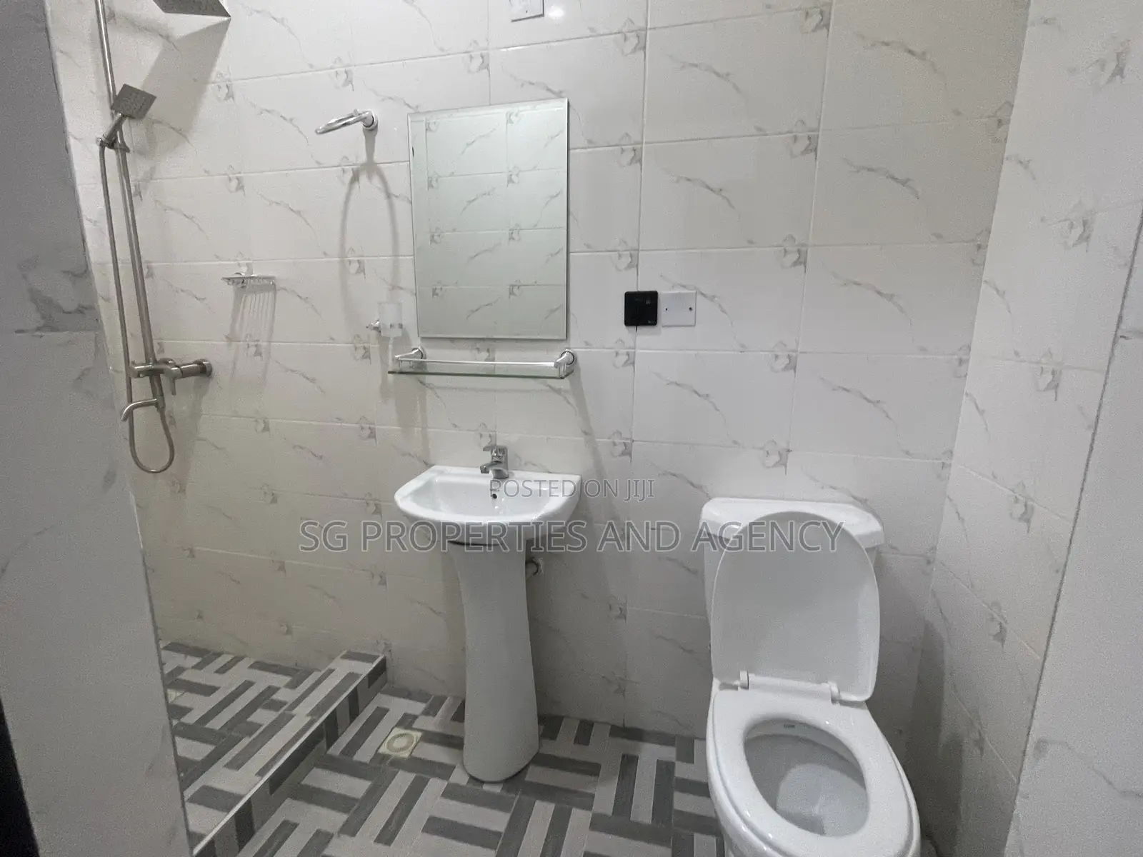 3bdrm House in Spintex for rent in Spintex