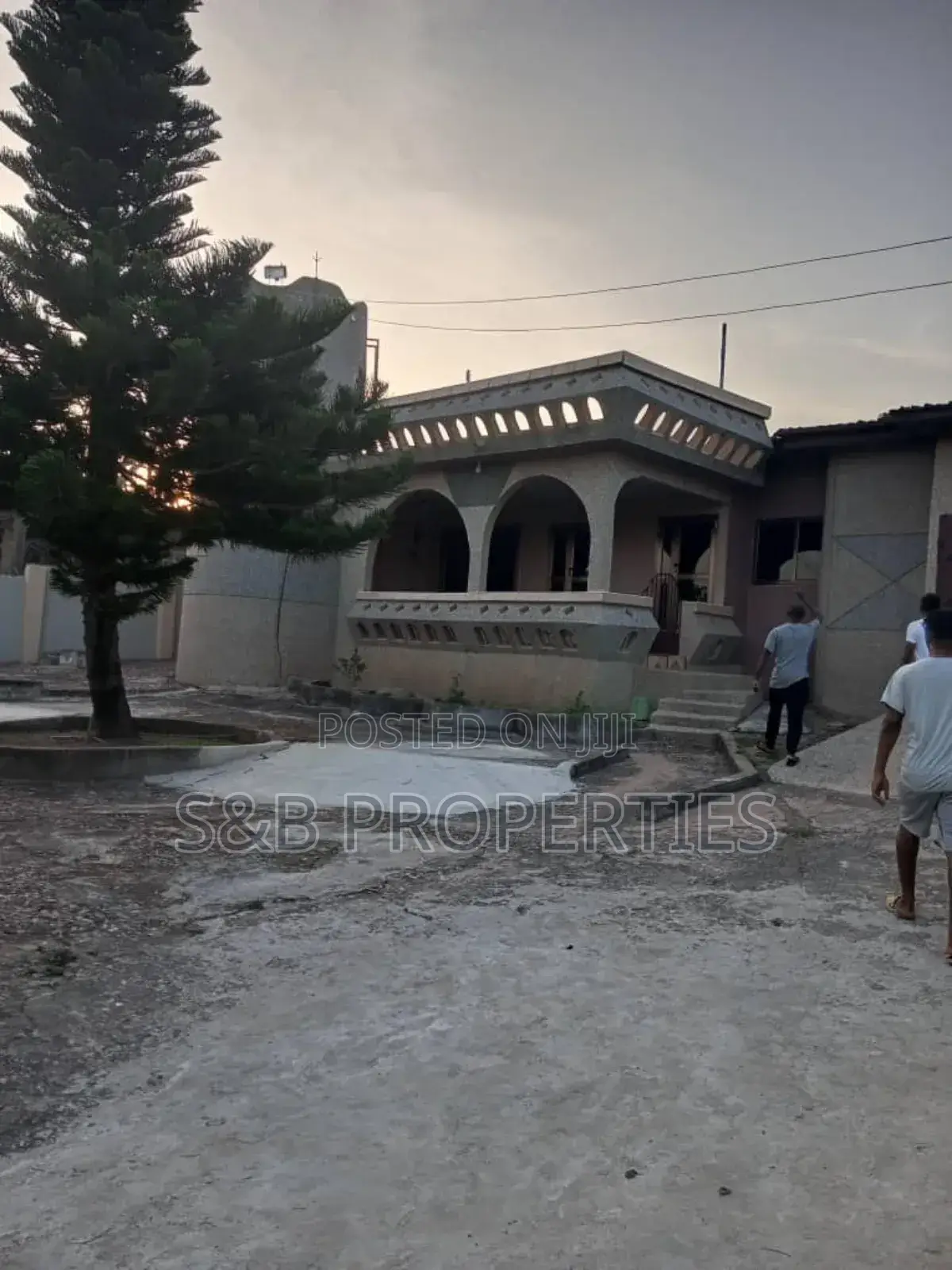 4bdrm House in Ashomang Estate for rent in Ashomang Estate