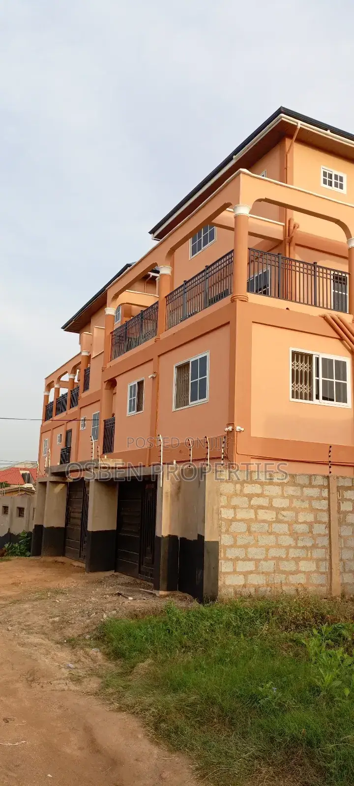 3bdrm Apartment in Pleasant Properties, Accra Metropolitan for rent in Accra Metropolitan